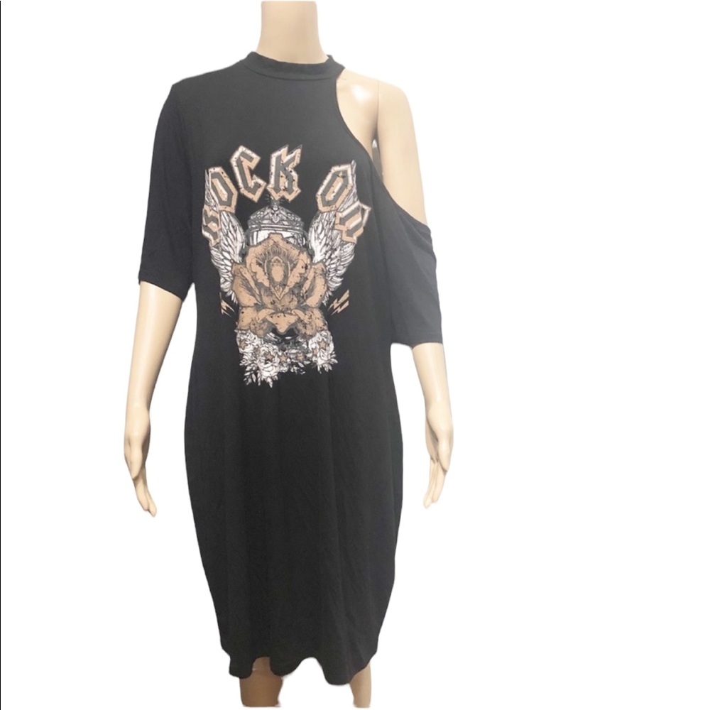 FTF Rock on flows dress size 1X off the shoulder super cute